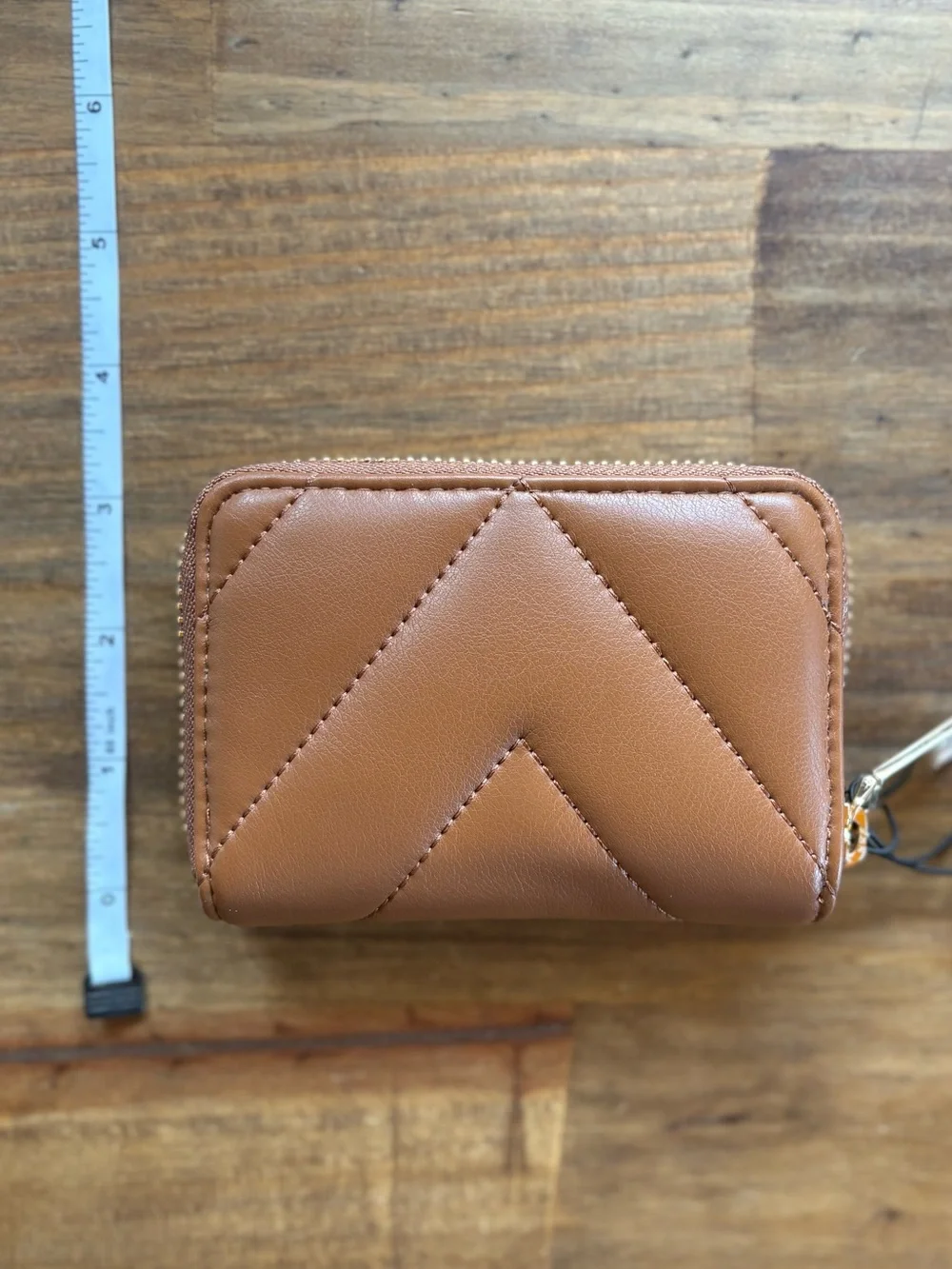 Victoria’s Secret Quilted Zip-Around Wallet - Picture 5 of 7
